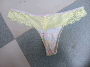 Victoria &#39;s secret Cute Lace Thong