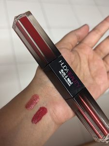 Huda Beauty Matte &amp; Metal Shadows