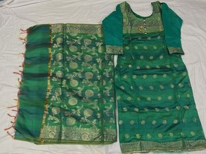 Emerald Green Floral Kameez Dupatta BanarsiSet