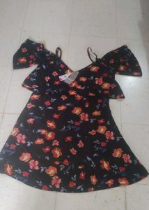 Black cold shoulder flary sleeve dress