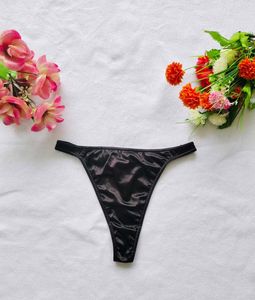 Victoria&#39;s Secret : 2 Thongs