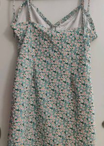 Aahwan Deep Neck Floral Dress
