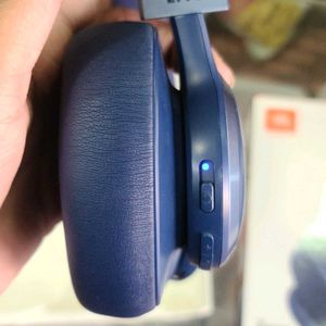 JBL Live 770NC Wireless Over-Ear Headphones