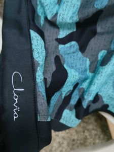 Camouflage Print Padded Sports Bra