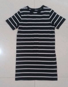 Short dress
