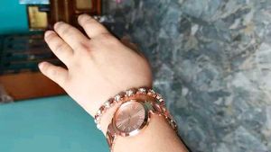 Beautiful Watch And Bracelet Combo Set