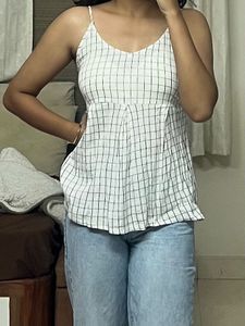 White Sleeveless Tunic Top