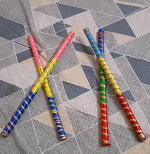 2 Pairs Of Dandiya Sticks