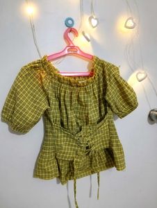 Short Crop Top