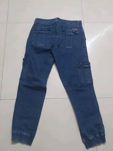 Joggers Pant With Multiple Pockets For Same