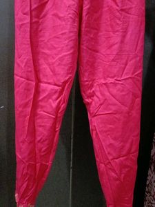 Price Drop 💧🌸RANI PINK KURTI + PANT🎀