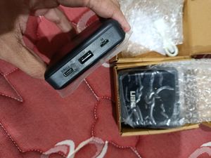 Uag brand new sealed pack 10000mah pocket power ba