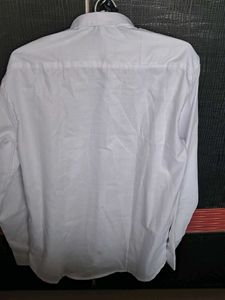 Regular Fit Solid Double Collar Casual Shirt