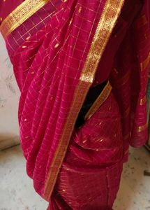 red ♥️ &amp; Gold Checked Saree 3 pis with paticoat