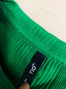 Womens Comfy One Piece Solid Green Stretchable