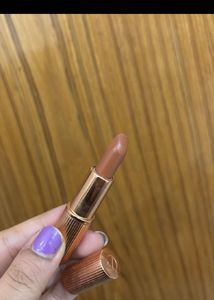 Charlotte Tilbury lipstick