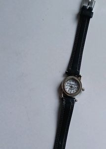 Brand New Watch With Multiple Straps
