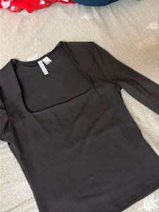 Long sleeve Square Neck Top