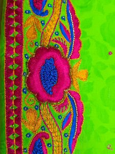 Parrot All Over Suit 5 M Base