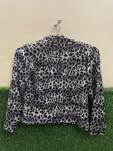 STYLISH PRINTED CROP TOP FOR WOMEN