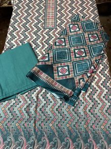 Green Zig Zag Prints
