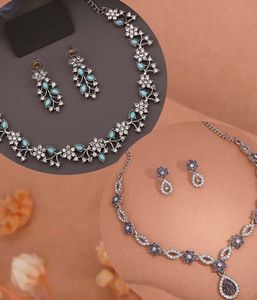 Set Of 2 Elegant Necklace and Earring