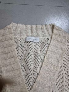 Elegant Knit V-Neck Pullover