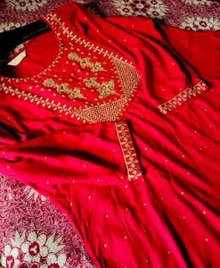 Red & Gold Embroidered Kurta