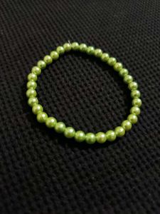 Tiny Green Beads Bracelet
