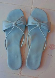 Flat For Women