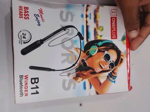 Blutooth Based Earphones Wholesale Price