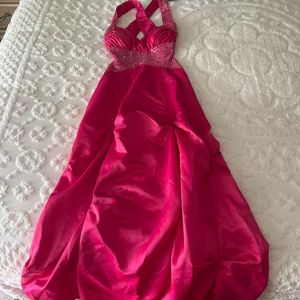 Elegant Pink celebrity Gown