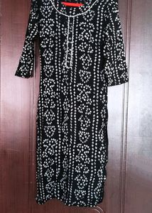 SIMPLE LADIES KURTA TOP