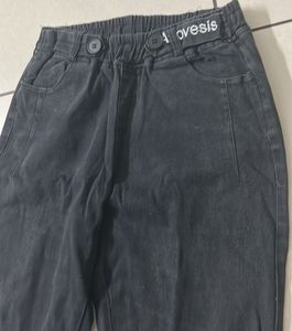 Stylish Grey Faded Jeans