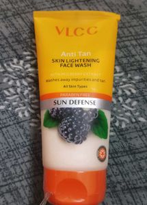 VLCC Anti Tan Face Wash