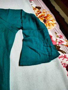 Green Embellishment kurta 💗