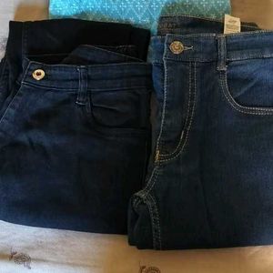 OFFER COMBO, Women Black &amp; Blue Straight fit Jeans
