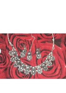 Elegant Silver Plated Necklace Set