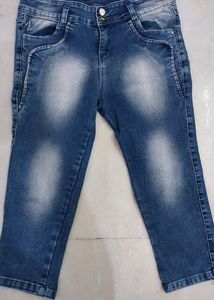 Dark Blue Jeans Capri