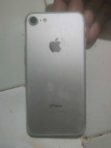 iPhone 7 - Good Condition