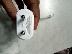 UBON NEW AND ORIGINAL 44 WATT TYPE C MOBILE CHARGE