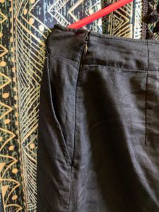 GAP Formal Black Midi Skirt