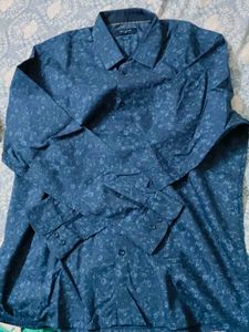 Peter England Blue Patterned Shirt