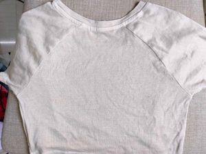hold on crop top
