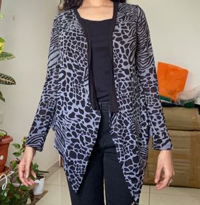 Latin Quarters Zebra Print Shrug