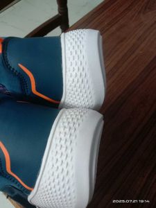 9 Inch Casual Shoes
