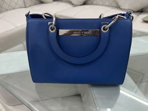 Women’s DKNY BAG LIKE NEW