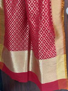 Pure Banarasi Red &amp; Gold Dupatta