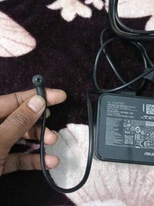 ASUS AC Adapter ADP-65GD D
