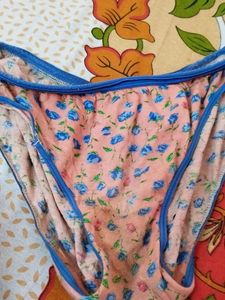 Used Bra.panties.. 34,36 Size